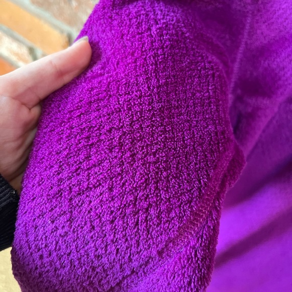 Patagonia Women's Vibrant Purple Fleece Jacket - Picture 2 of 6